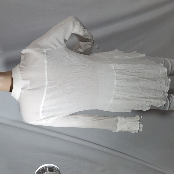 Hi-lo blouse - Picture 8 of 9